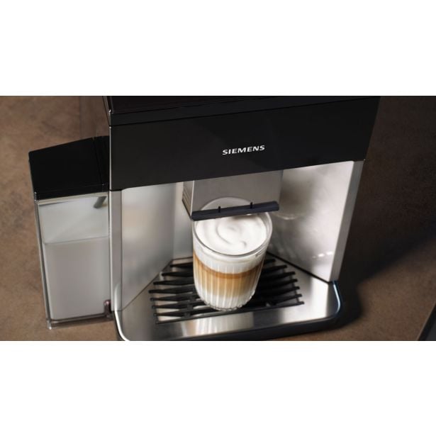 KAVNI ESPRESSO AVTOMAT SIEMENS TQ513R01 EQ500