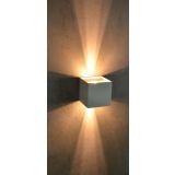 STENSKA VRTNA SVETILKA E2 QUBE LED 2X3W CCT BELA